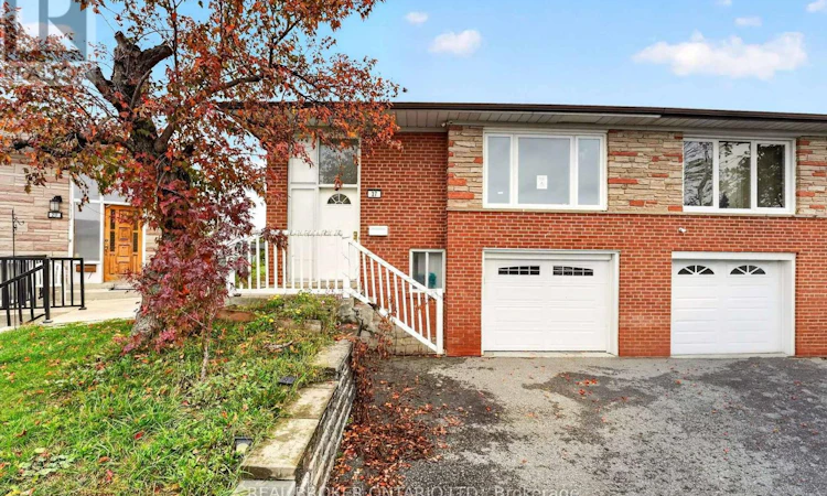 27 Vange Crescent