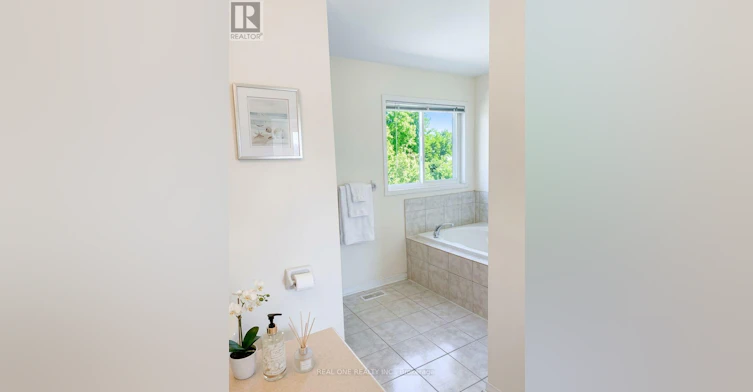 209 Blackburn Drive, Brantford, ON, N3T 0A5 - 9