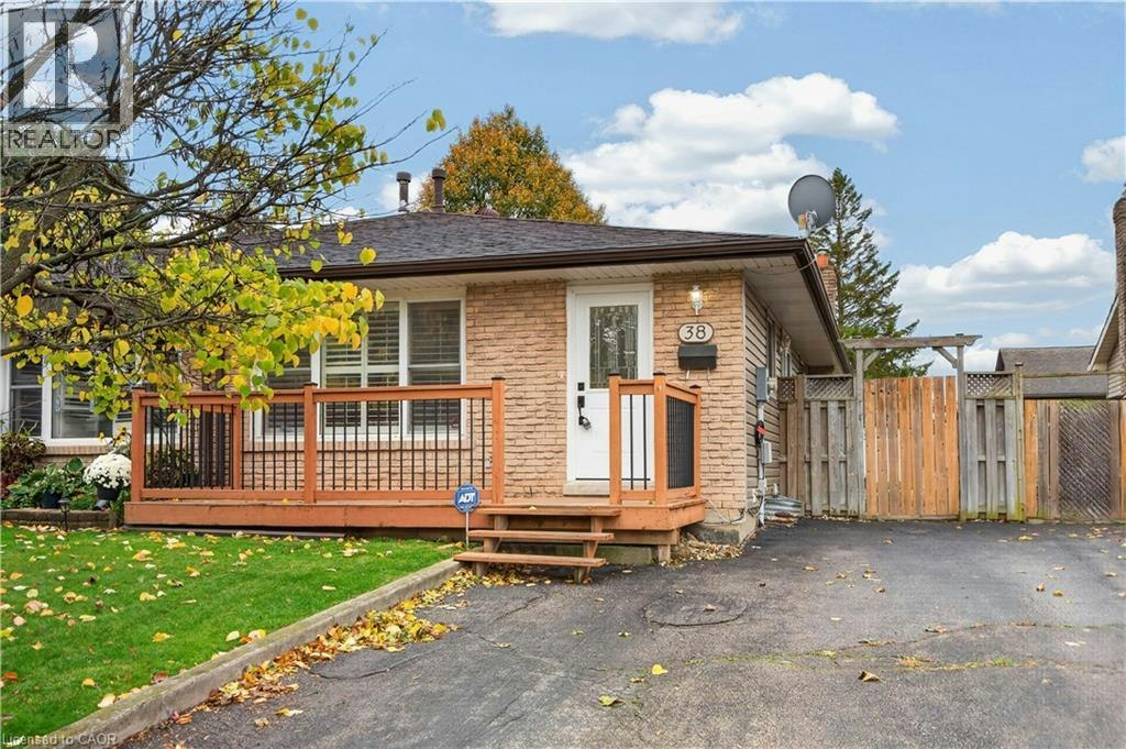 38 Southglen Road, Brantford, ON, N3R 7A1