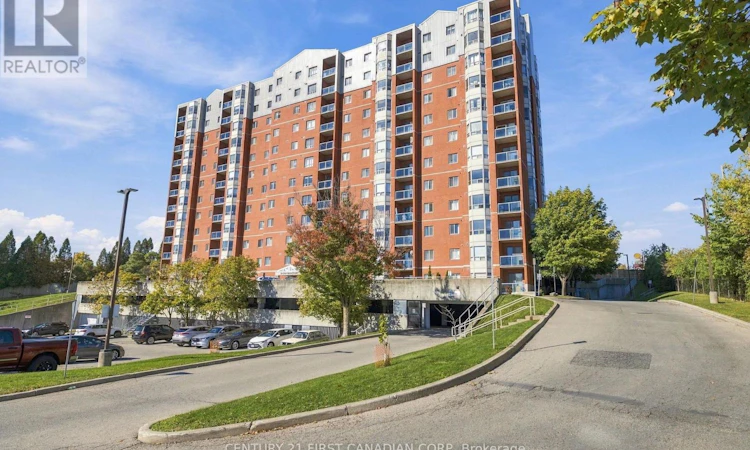 1005-30 Chapman Court