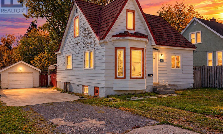 609 Van Norman Street