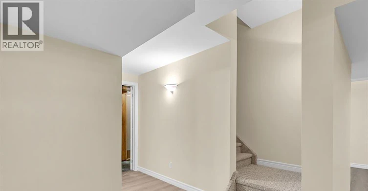 898 Hacienda Court, Windsor, ON, N9G 2T1 - 26