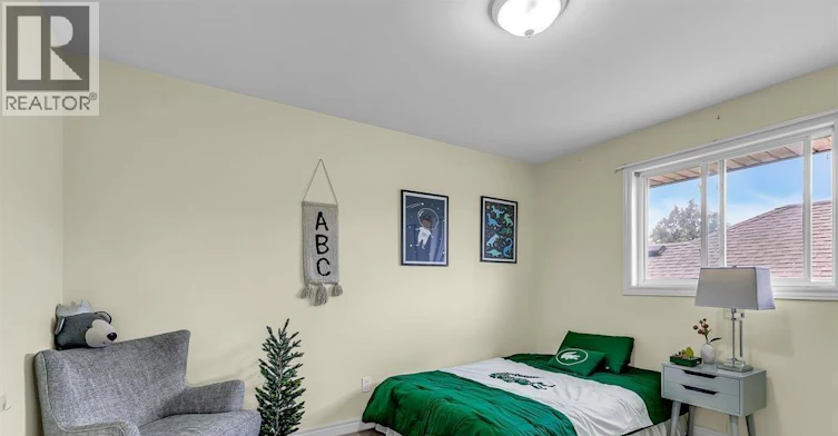898 Hacienda Court, Windsor, ON, N9G 2T1 - 24