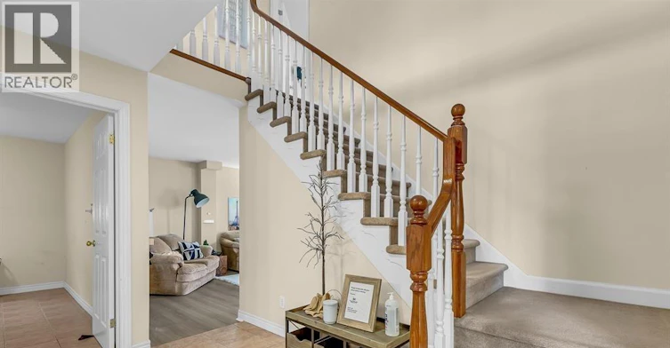 898 Hacienda Court, Windsor, ON, N9G 2T1 - 4