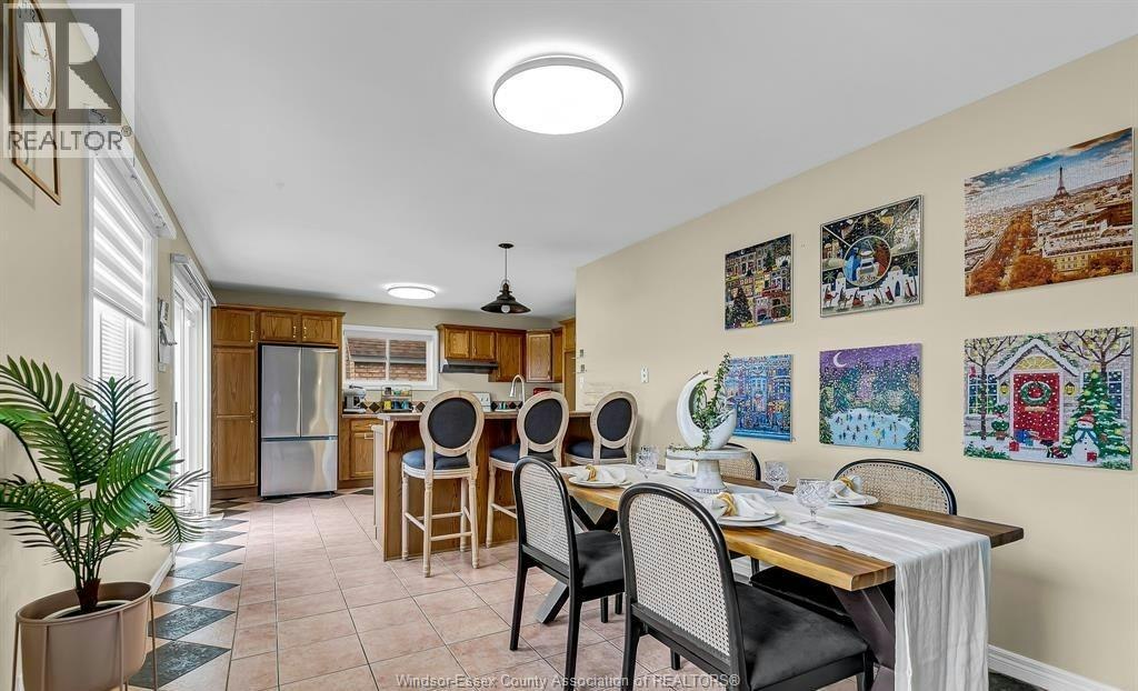 898 Hacienda Court, Windsor, ON, N9G 2T1 - 11