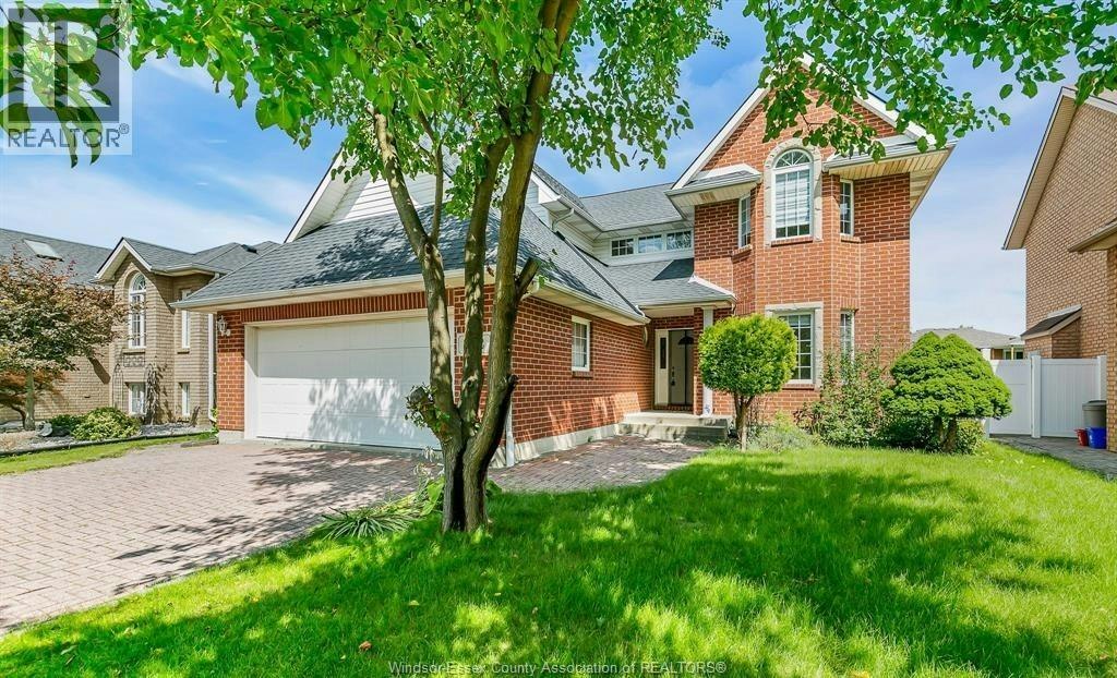 898 Hacienda Court, Windsor, ON, N9G 2T1 - 3
