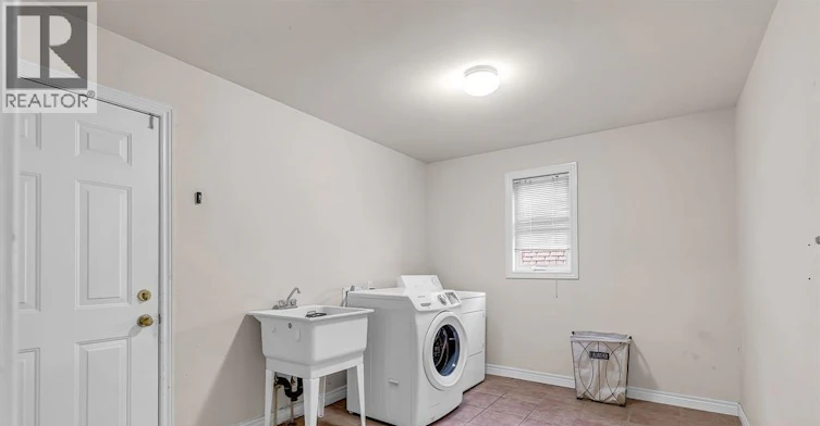 898 Hacienda Court, Windsor, ON, N9G 2T1 - 16