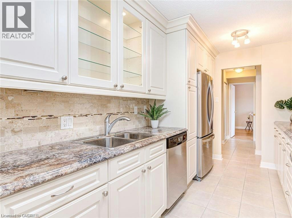 302-2055 Upper Middle Road, Burlington, ON, L7P 3P4 - 4
