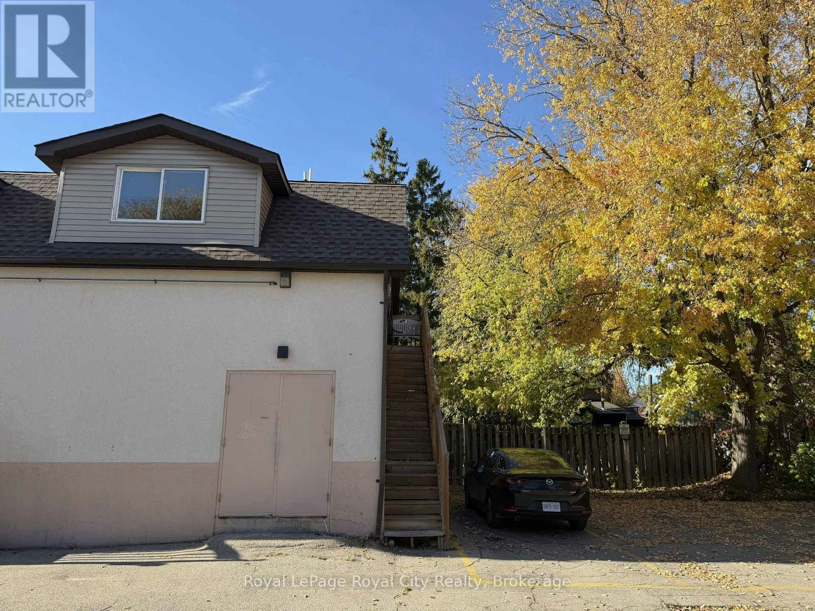 B-563 Woolwich Street, Guelph, ON, N1H 3Y4