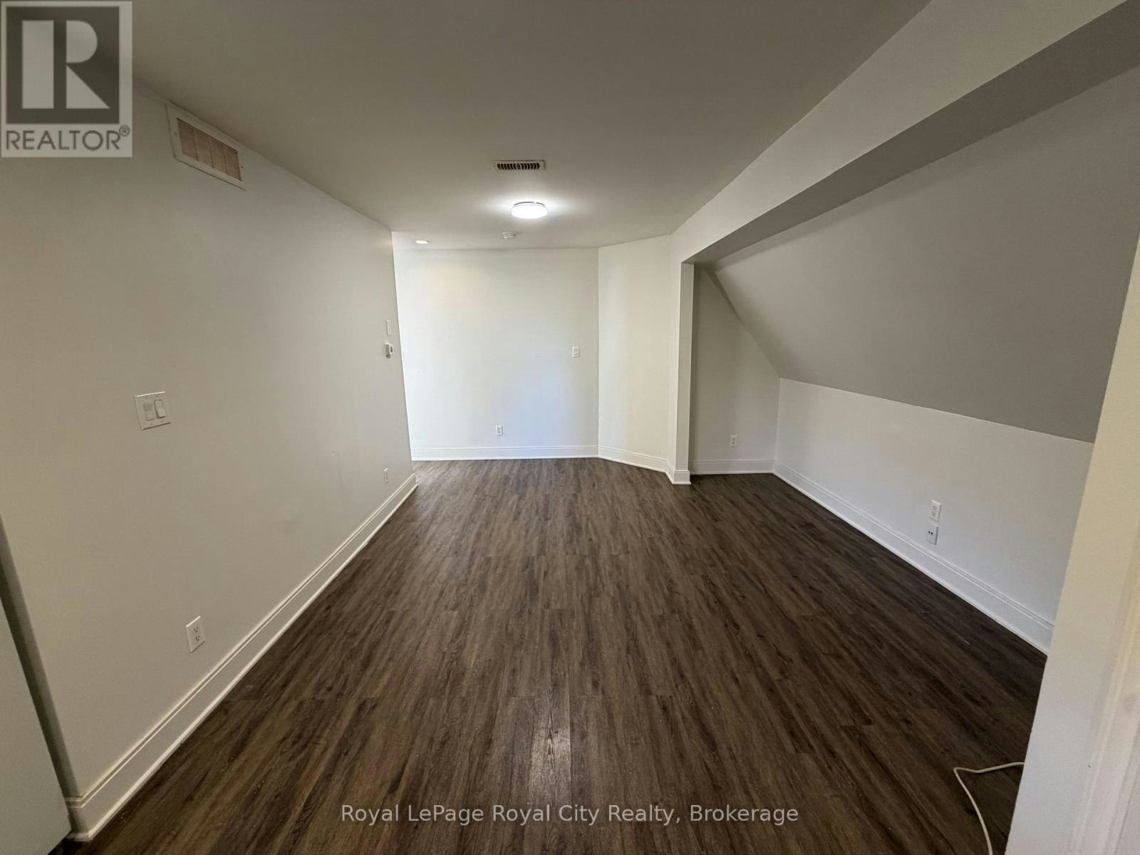 B-563 Woolwich Street, Guelph, ON, N1H 3Y4 - 3