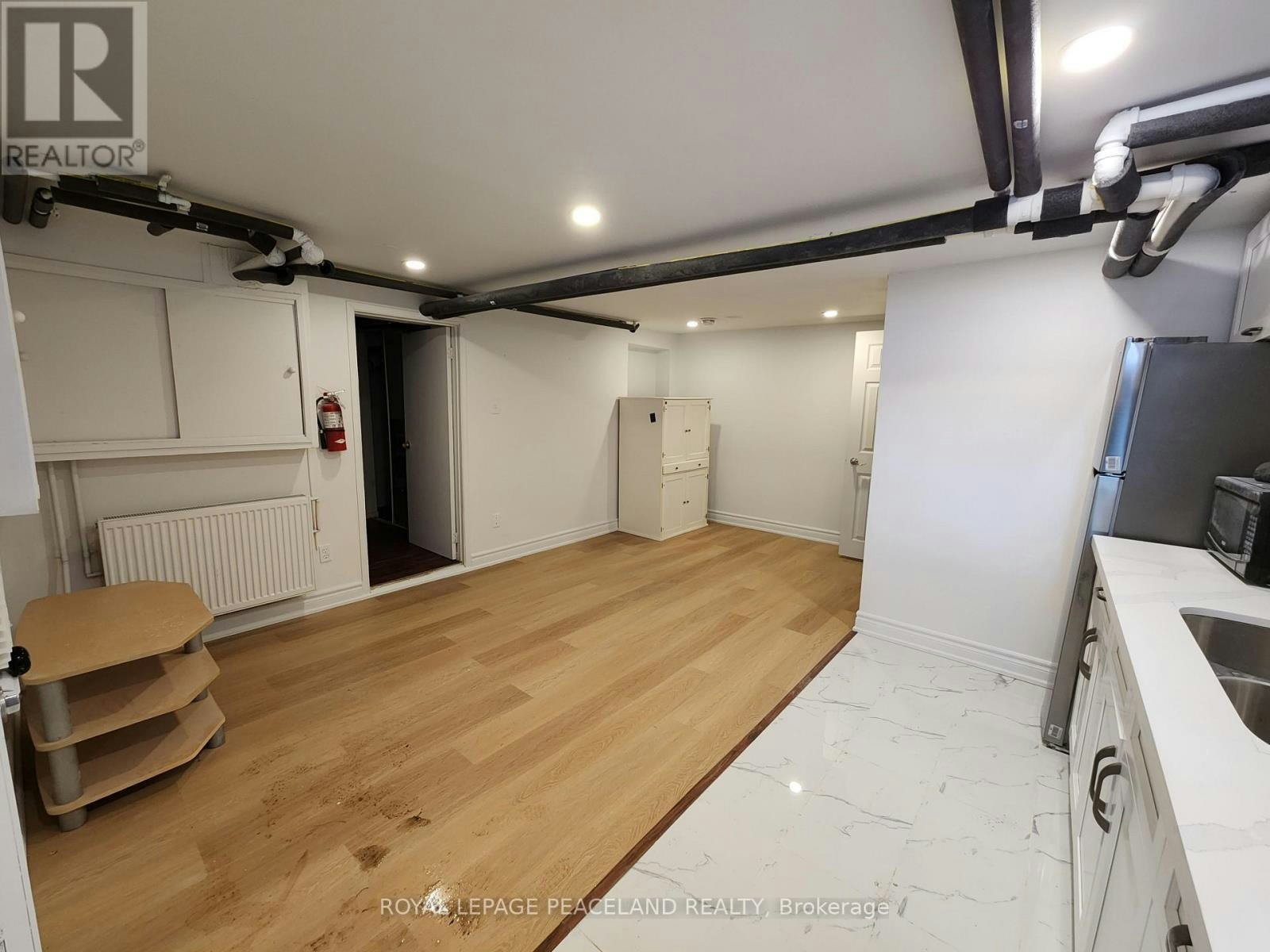 REAR BSMT-61 Madison Avenue, Toronto, ON, M5R 2S3 - 2