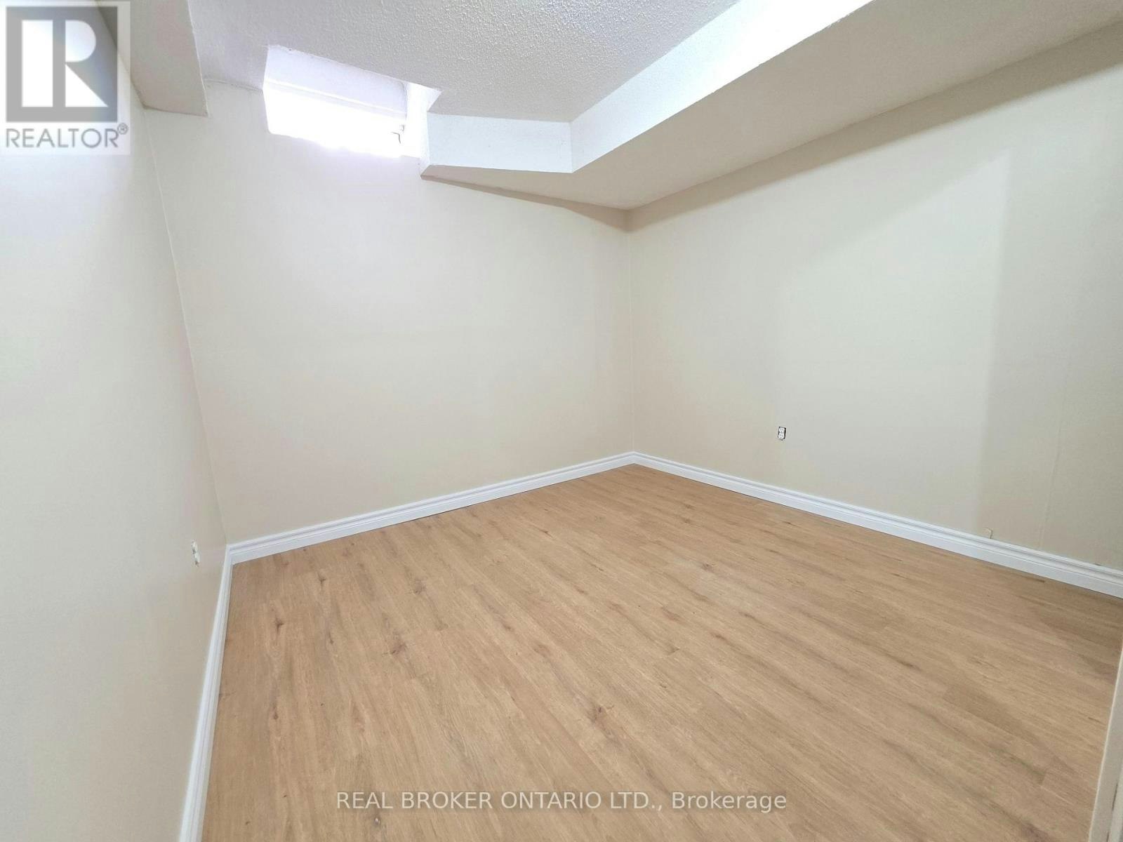 BASEMENT-922 Ledbury Crescent, Mississauga, ON, L5V 2P8 - 6