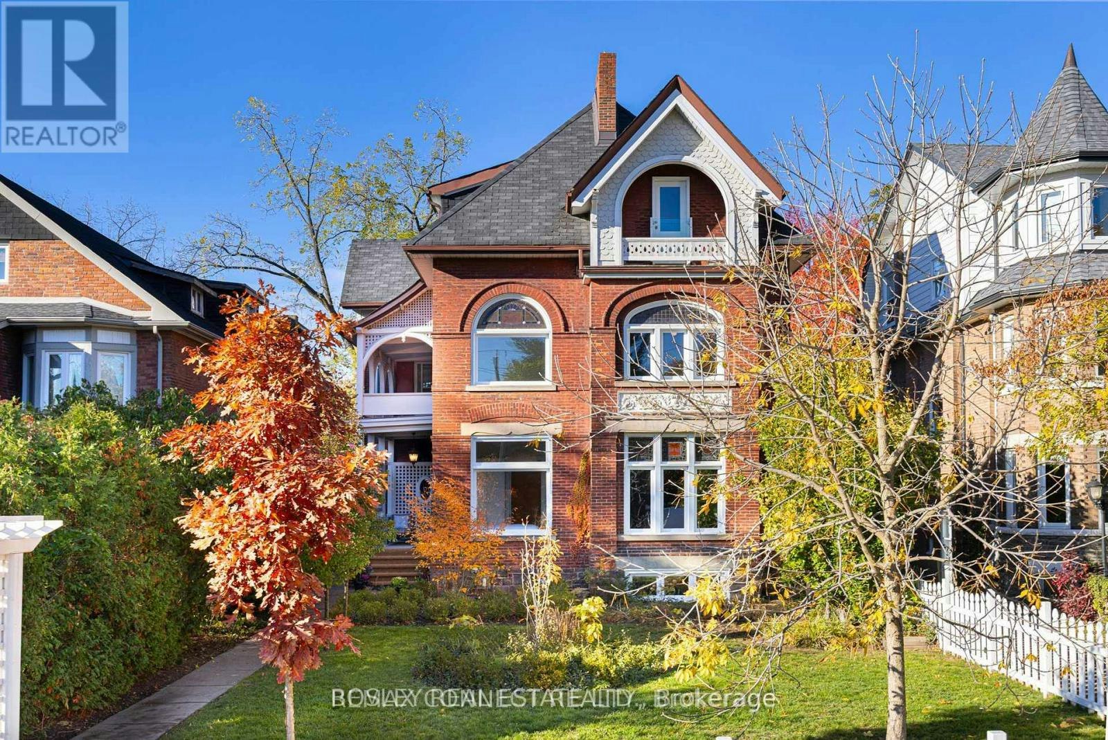 MAIN-178 High Park Avenue, Toronto, ON, M6P 2S4