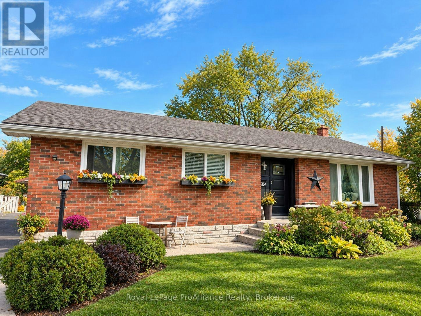 854 Barnardo Avenue, Peterborough, ON, K9H 5V9