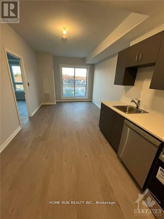 418-1350 Hemlock Road, Ottawa, ON, K1K 5C2 - 5