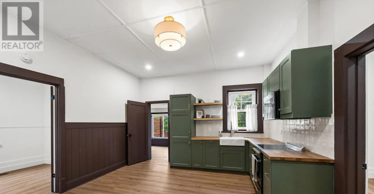 5584 Manotick Main Street, Manotick, ON, K4M 1A4 - 8