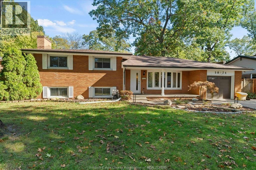 5874 Dalton Avenue, Lasalle, ON, N9H 1N1