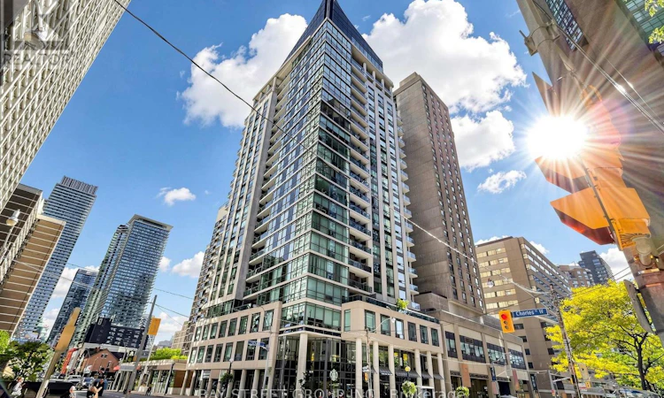 1708-1121 Bay Street