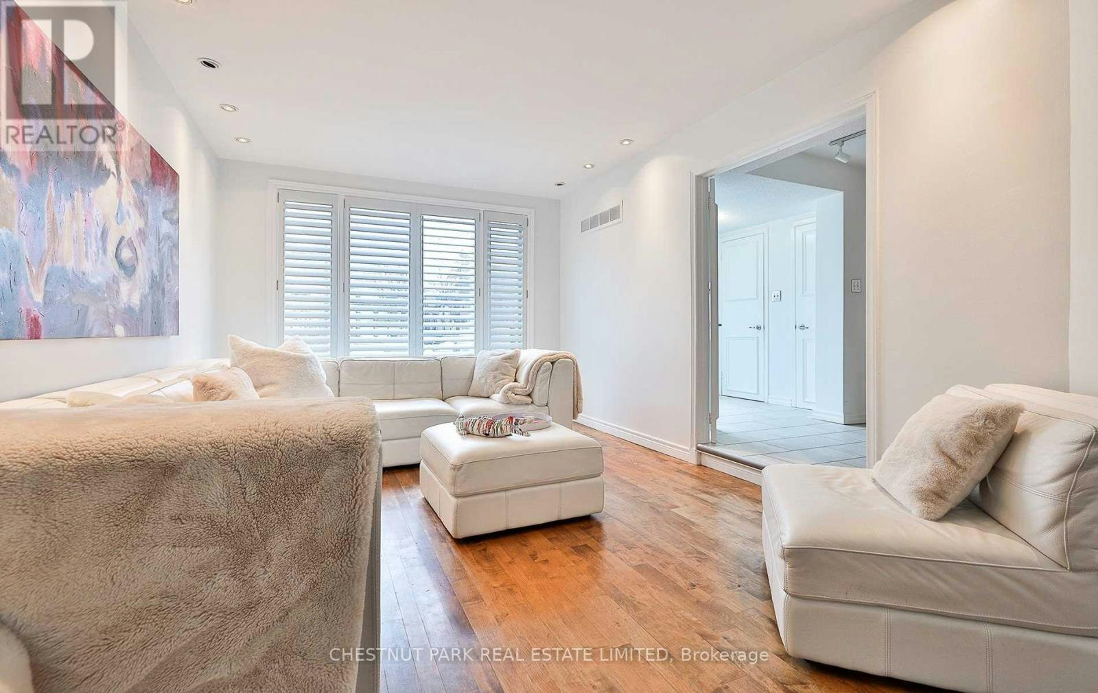 108 Belmont Street, Toronto, ON, M5R 1P8 - 7