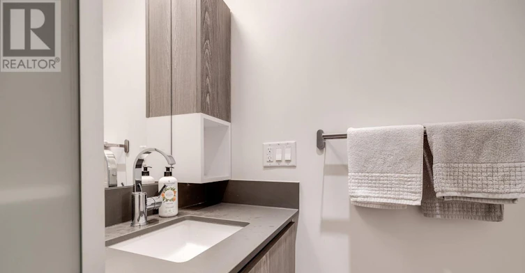 1106-15 Baseball Place, Toronto, ON, M4M 0E6 - 14