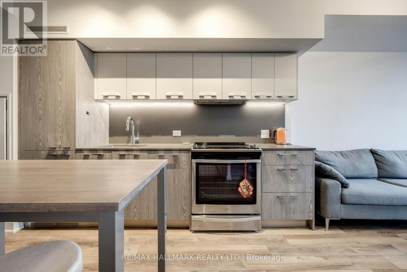 1106-15 Baseball Place, Toronto, ON, M4M 0E6 - 5