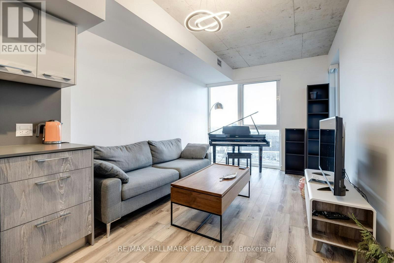 1106-15 Baseball Place, Toronto, ON, M4M 0E6 - 2