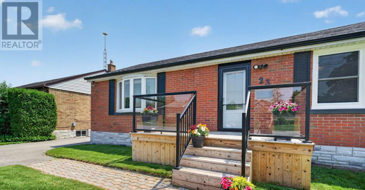 23 Kawartha Avenue, Oshawa, ON, L1H 3Y7 - 4