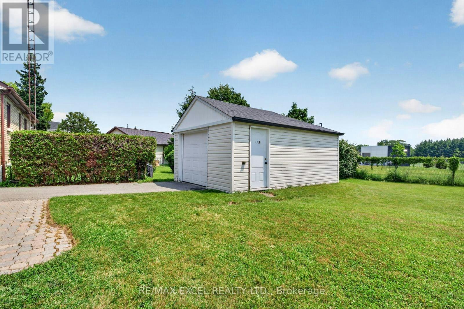 23 Kawartha Avenue, Oshawa, ON, L1H 3Y7 - 31