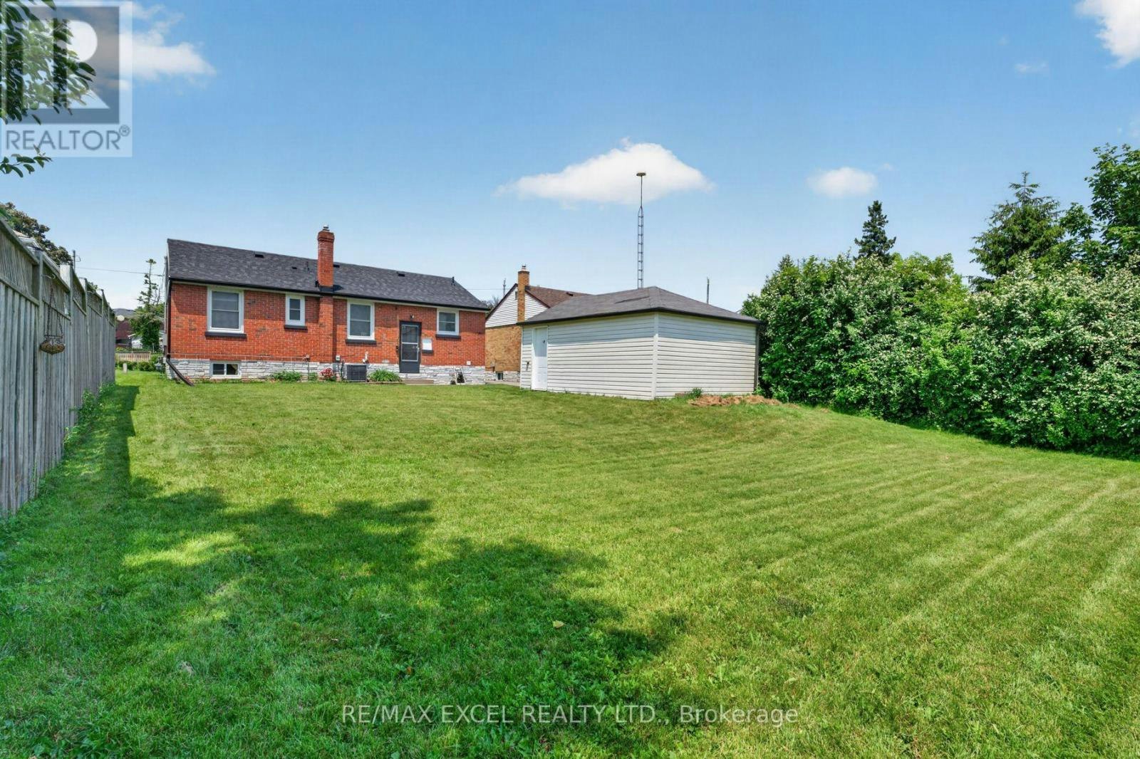 23 Kawartha Avenue, Oshawa, ON, L1H 3Y7 - 32