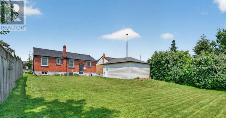 23 Kawartha Avenue, Oshawa, ON, L1H 3Y7 - 32