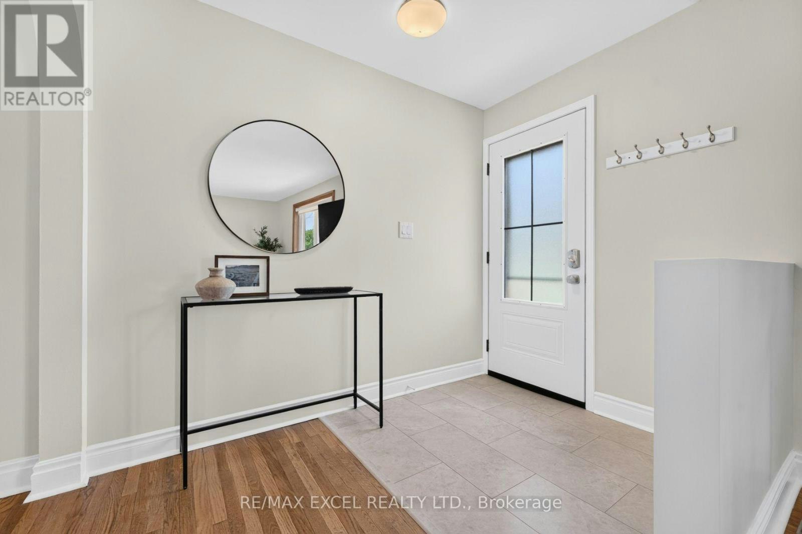 23 Kawartha Avenue, Oshawa, ON, L1H 3Y7 - 6