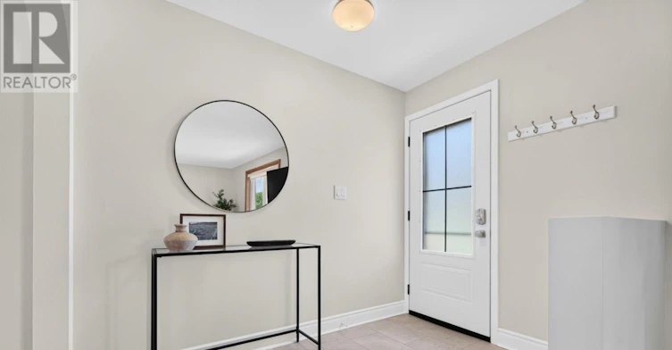 23 Kawartha Avenue, Oshawa, ON, L1H 3Y7 - 6