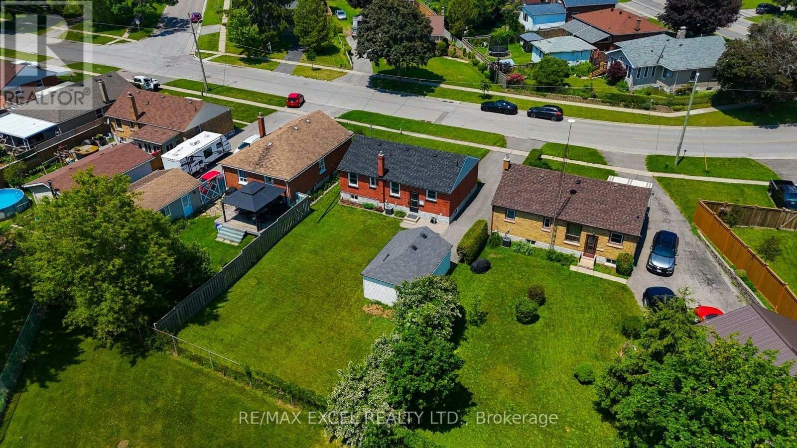 23 Kawartha Avenue, Oshawa, ON, L1H 3Y7 - 34