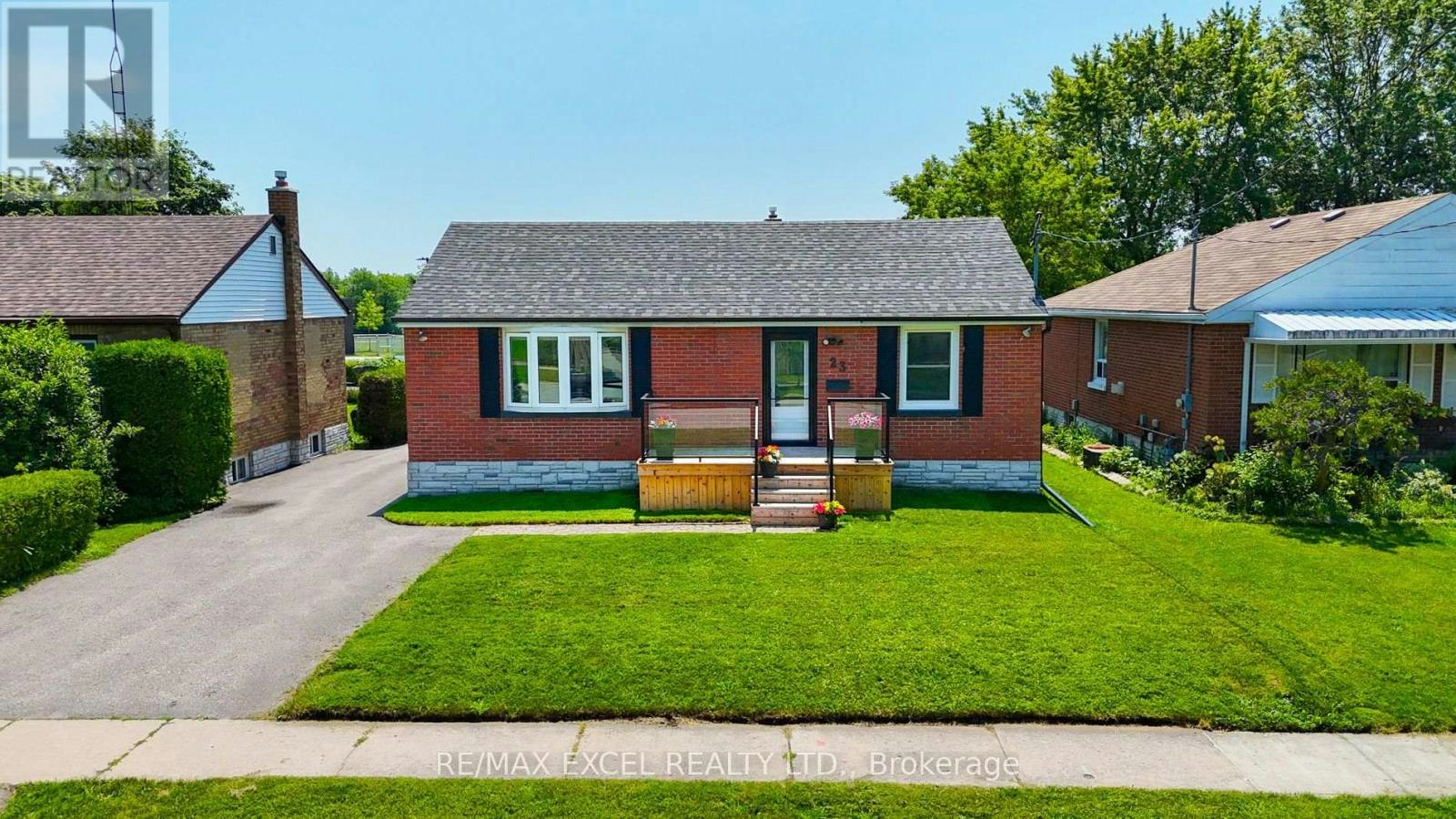 23 Kawartha Avenue, Oshawa, ON, L1H 3Y7 - 2