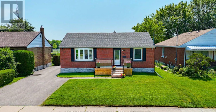 23 Kawartha Avenue, Oshawa, ON, L1H 3Y7 - 2