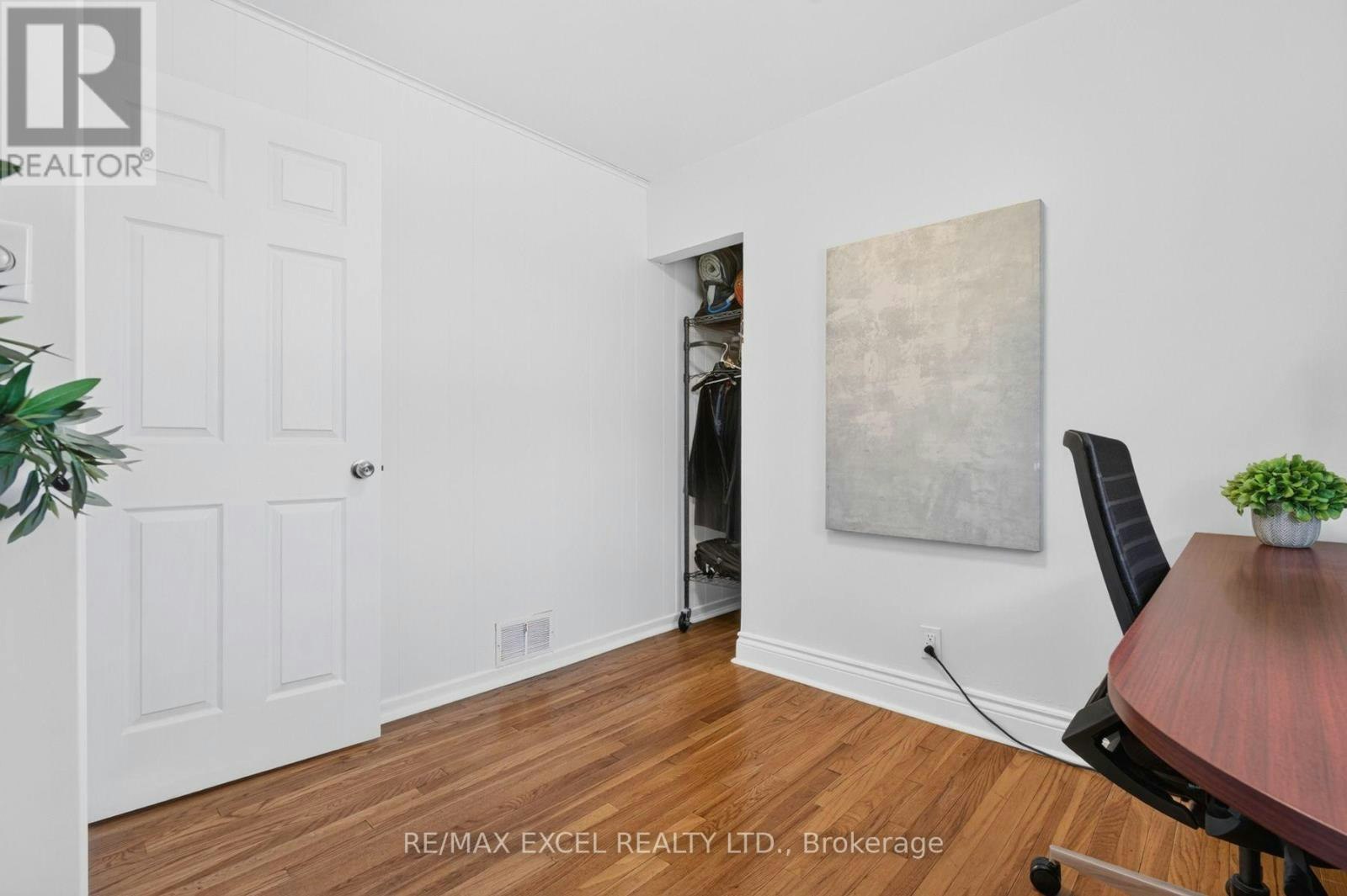 23 Kawartha Avenue, Oshawa, ON, L1H 3Y7 - 25