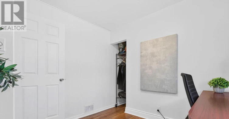23 Kawartha Avenue, Oshawa, ON, L1H 3Y7 - 25