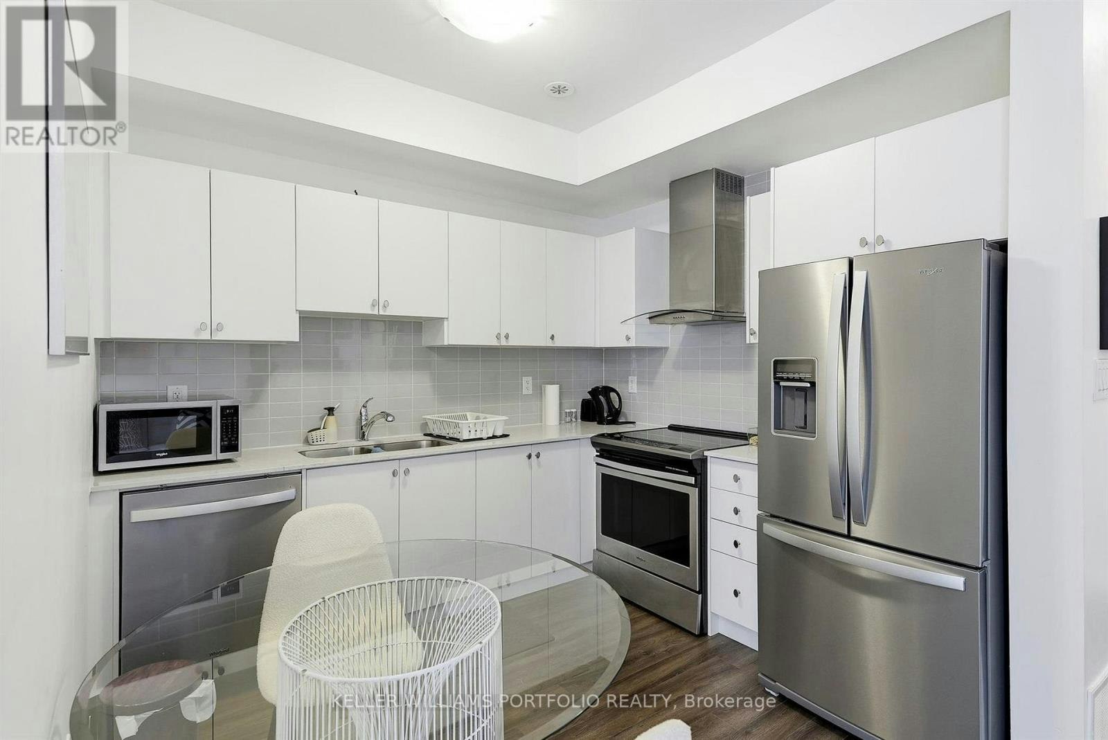 17 Hearne Street, Vaughan, ON, L4L 0L9 - 16