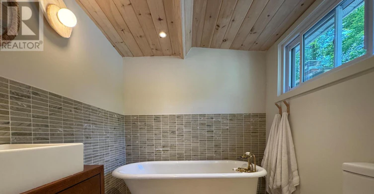 71 Second Street, Tiny, ON, L0L 2J0 - 14