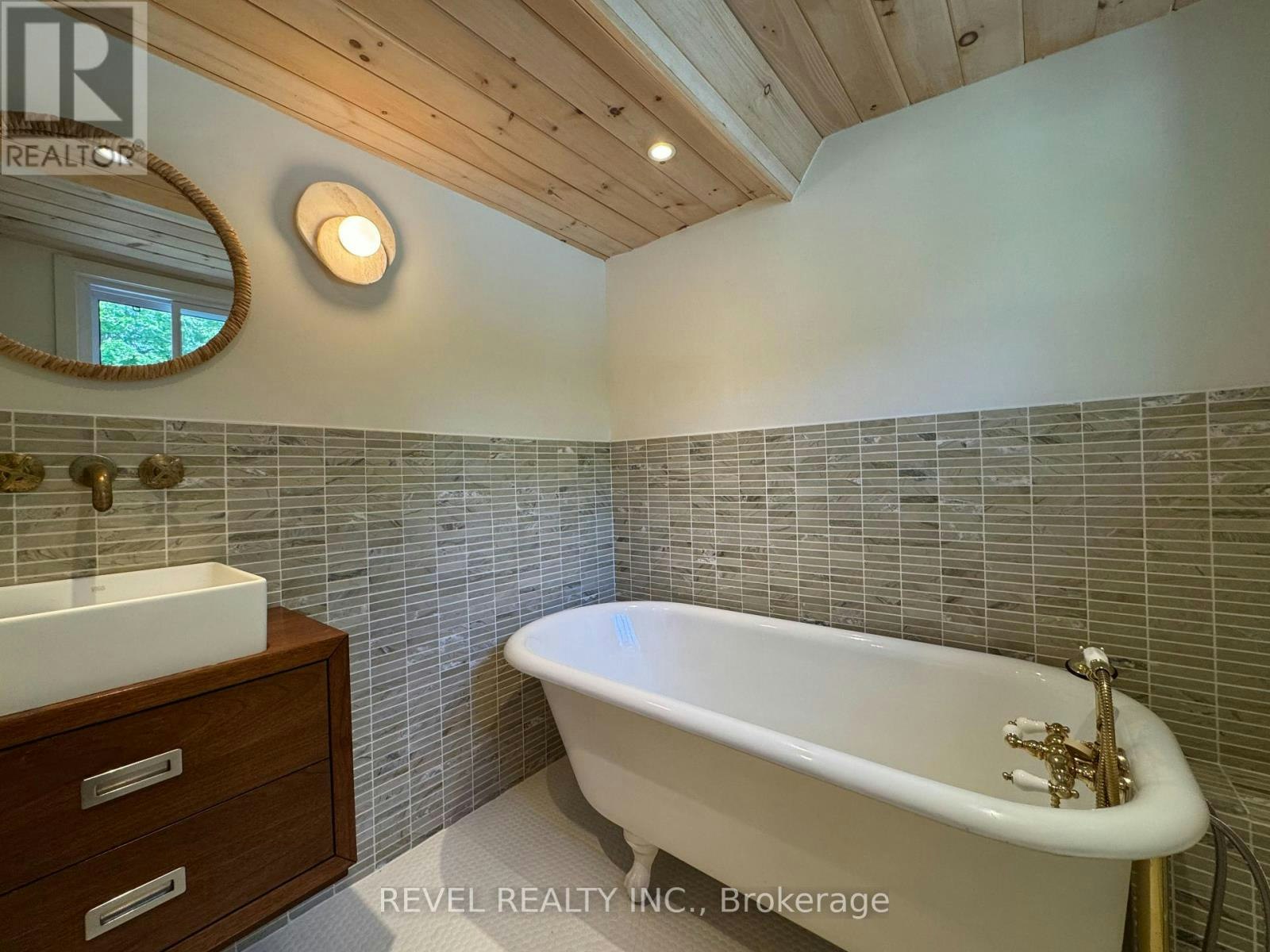 71 Second Street, Tiny, ON, L0L 2J0 - 15