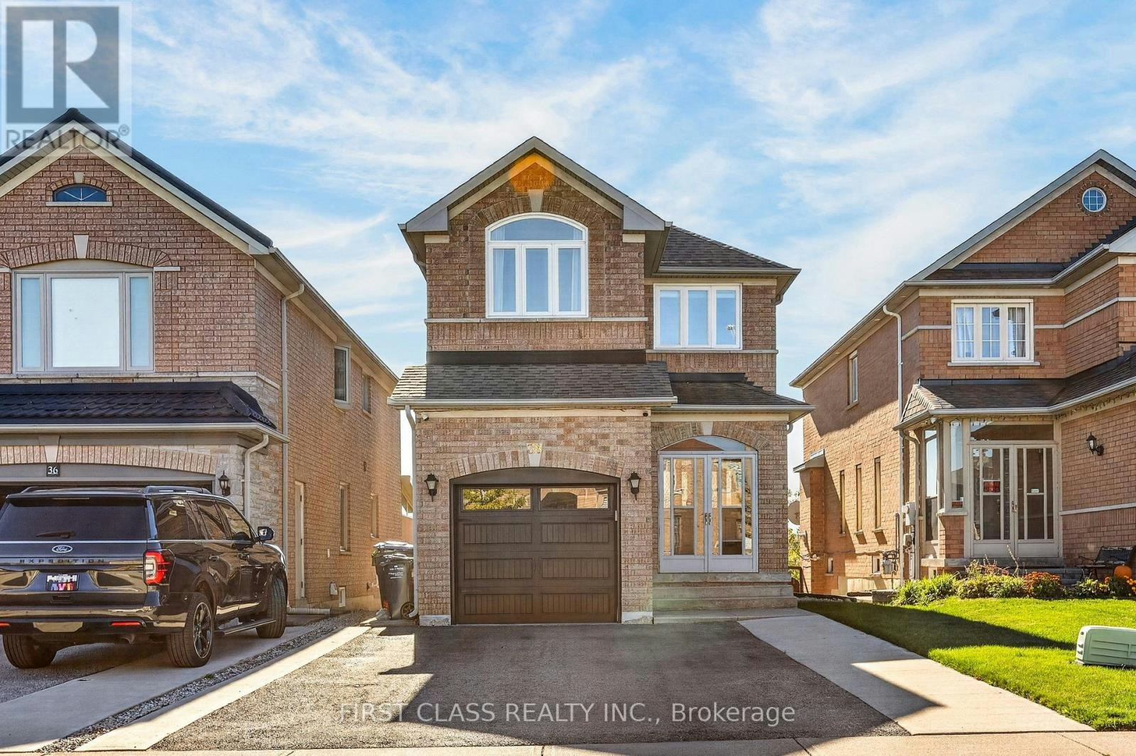 38 Pacific Wind Crescent, Brampton, ON, L6R 2B1
