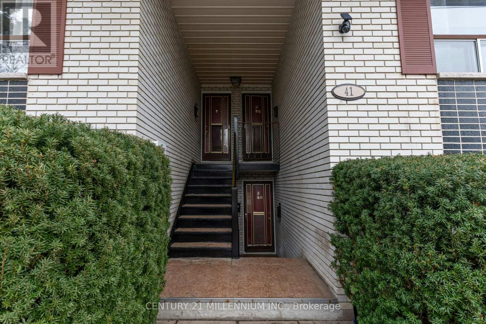 A-41 English Street, Brampton, ON, L6X 1L5 - 2