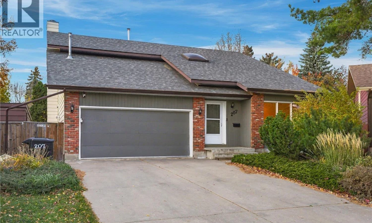 207 Coldspring Rise