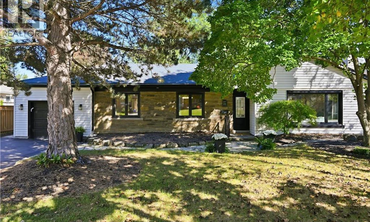 869 Condor Drive