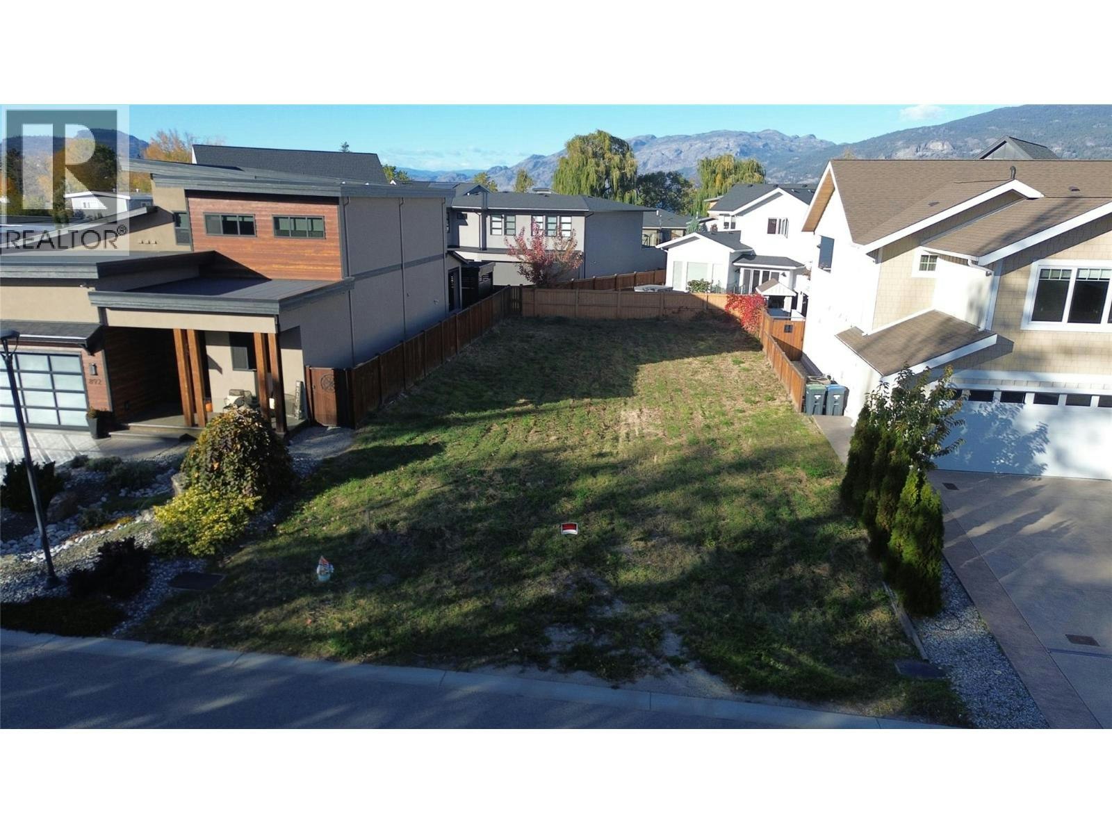 888 Johnson Street, Summerland, BC, V0H 1Z9
