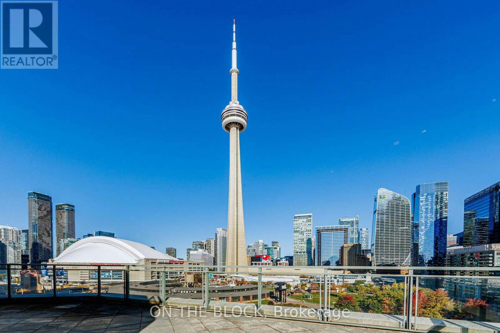 1515-230 Queens Quay W, Toronto, ON, M5J 2Y7