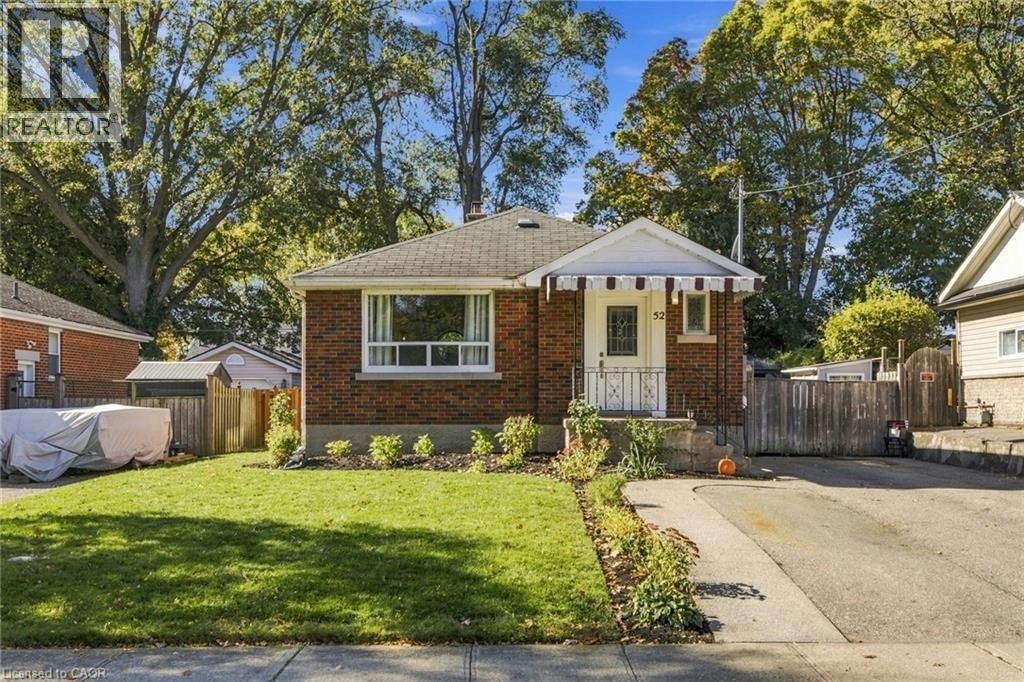 52 Dudhope Avenue, Cambridge, ON, N1R 4T5