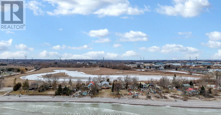 52 Beach Road WEST, Clarington, ON, L1C 7B7 - 4