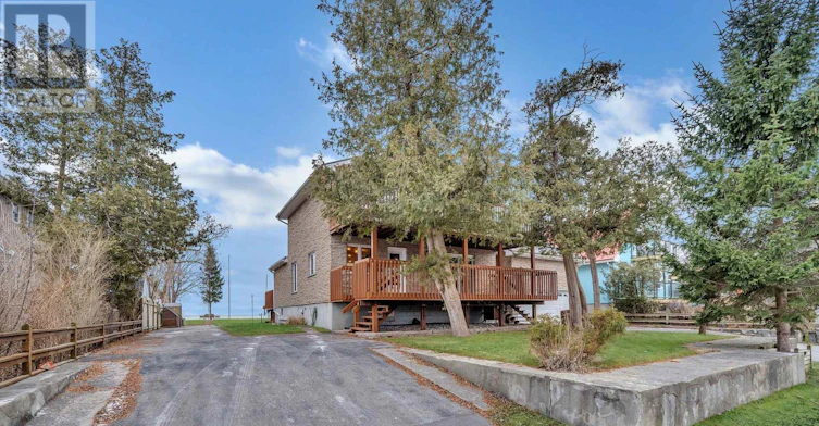 52 Beach Road WEST, Clarington, ON, L1C 7B7 - 3