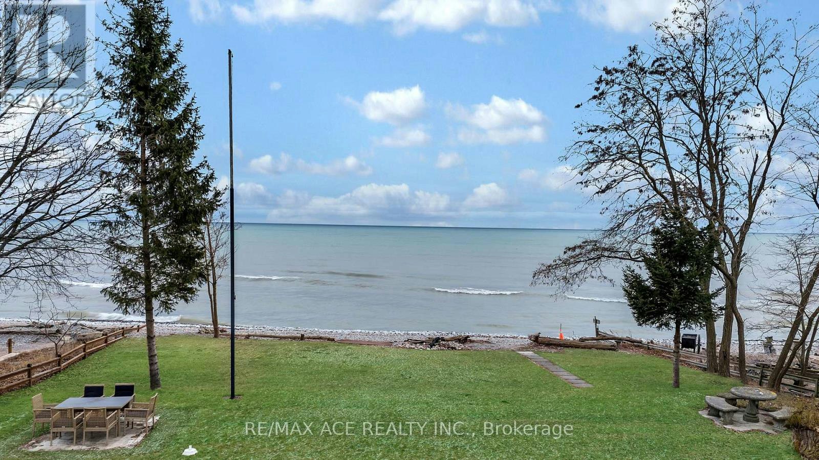 52 Beach Road WEST, Clarington, ON, L1C 7B7 - 6